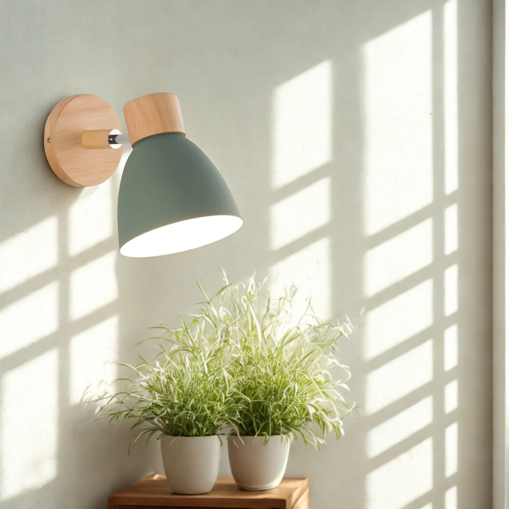 Modern Wall Lamp – Simple Design with Wood Accent